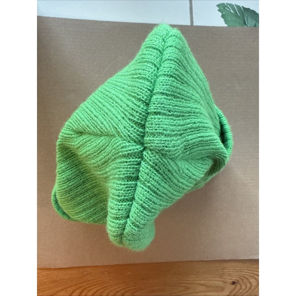Super Mario Bros Luigi Beanie Hat OS 14+ Unisex Green - Picture 3 of 7